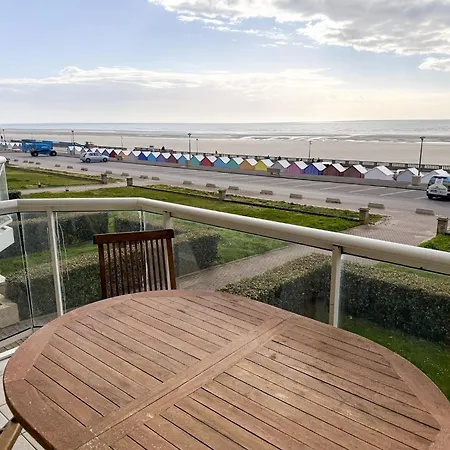 Laurence Stella-Plage