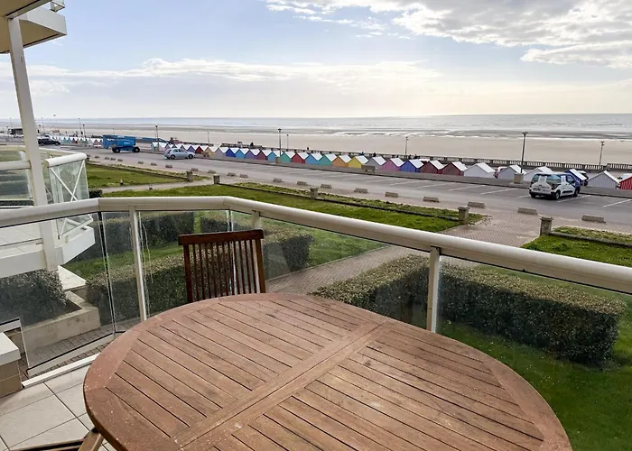Laurence Stella-Plage